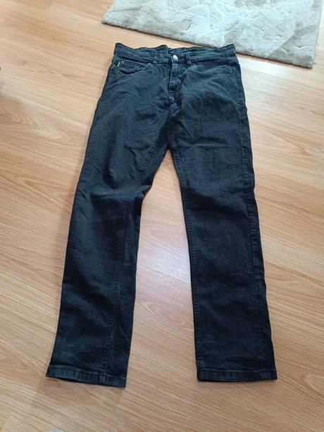 Čierne denimové nohavice, 32