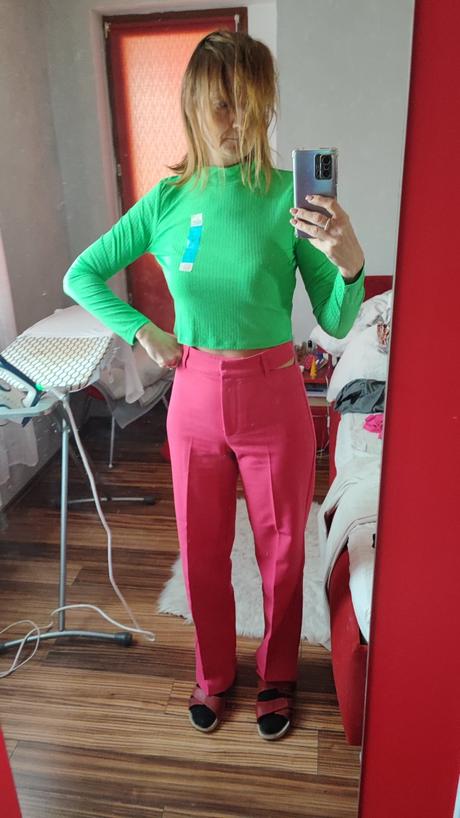 Crop top, atmosphere,s