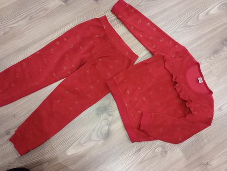 Teplé plyšové pyžamá 110/116, pepco,110