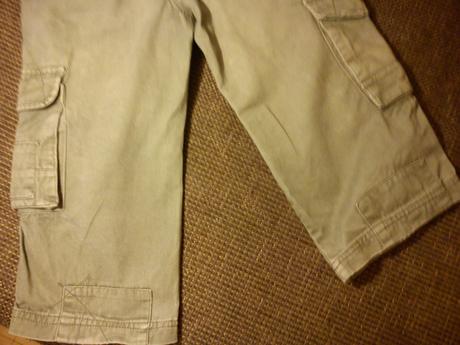 Zelené športové nohavice, 104