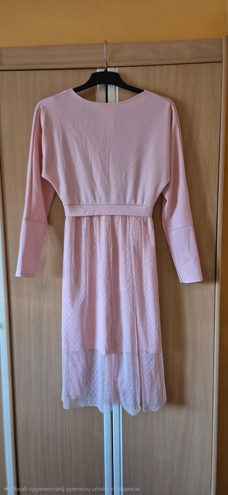 Vyskúšané šaty, m