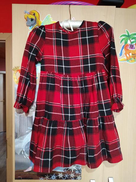 Vianočné šaty, 116