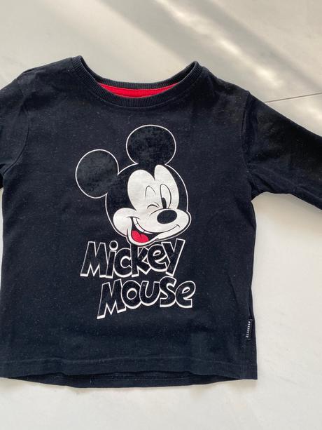 Tricko, reserved,104