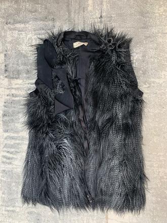 Kožušinová vesta, h&m,36