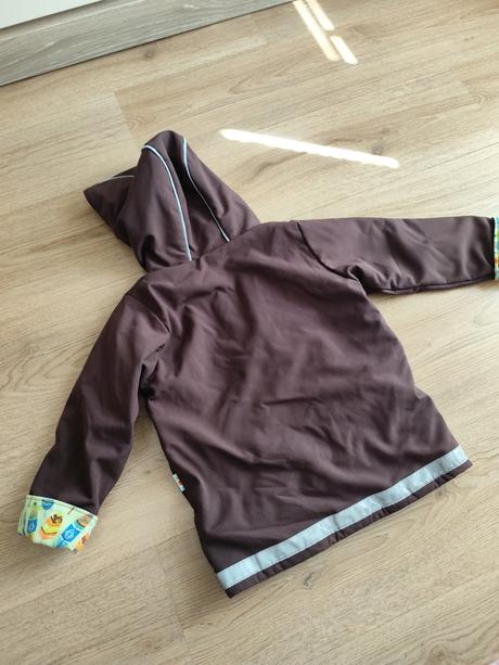 Shofthellová bunda, 110