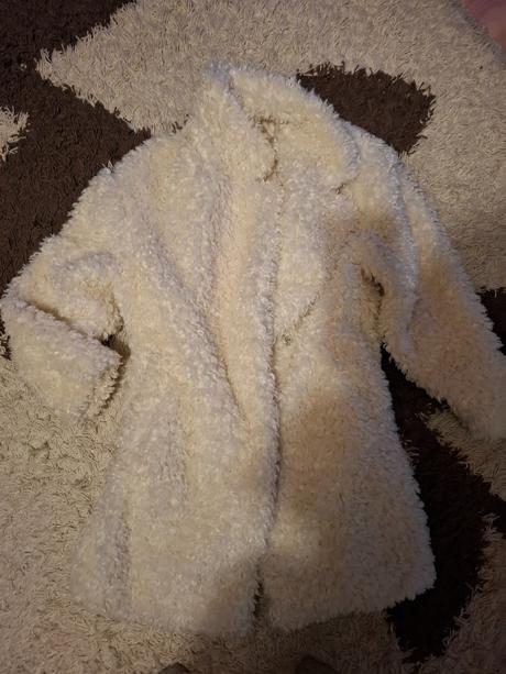 Kozusinovy kabát rita ora, s