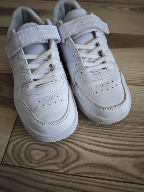 Tenisky, champion,35