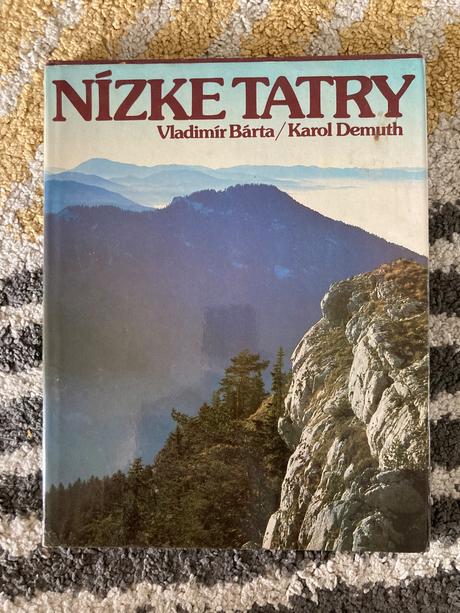 Nízke tatry (veľký formát) prvé vydanie 1986, 