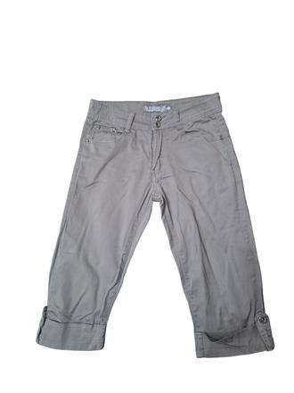 Dámske trištvrťáky, 40