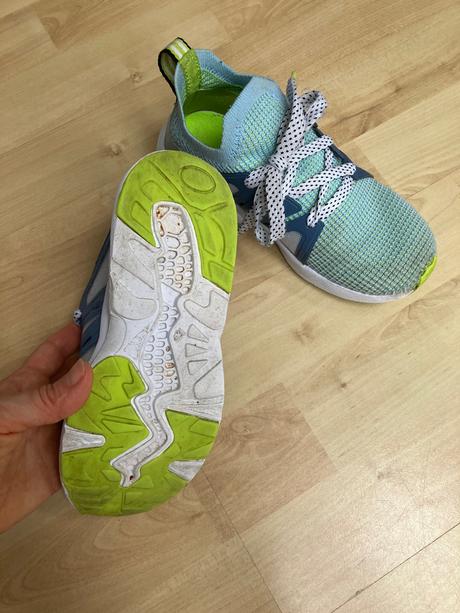 Jarne tenisky, reserved,32