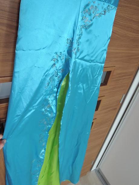 Tyrkysové satenové šaty dlhé spoločenske, s