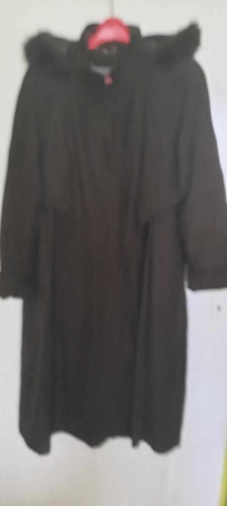 Kabát dlhý,  kapuca odpínateľná - vel. 44, 44