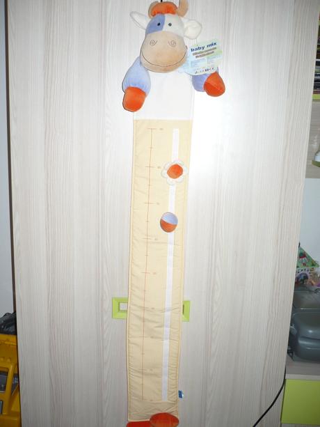 Detský meter na stenu, 
