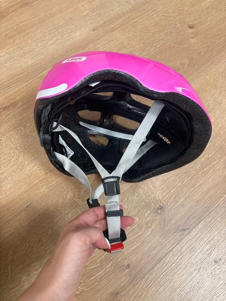 Cyklisticka prilba abus, m