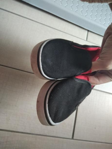 Čierne platenky, 26