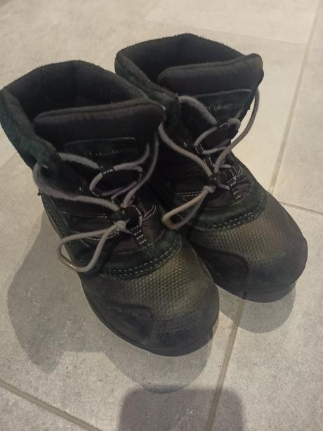 Snehule columbia, columbia,30