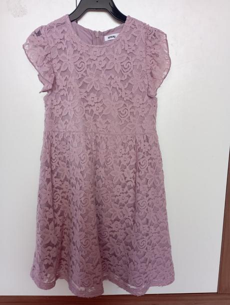 Predám krásne šaty č. 122, sinsay,122