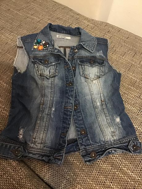 Rifľová vesta s kamienkami, stradivarius,s