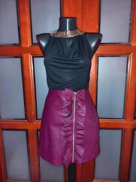 Predám novú koženú (koženkovú) sukňu bershka veľ.s, bershka,s