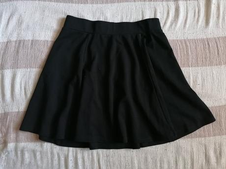 Krásna dámska sukňa, s