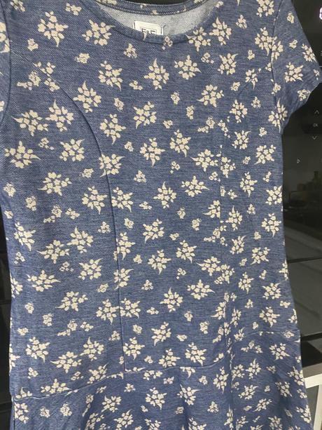 Dievčenské šaty velk.122, f&f,122