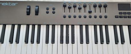 Keyboard nektar impact-lx88-plus midi, 
