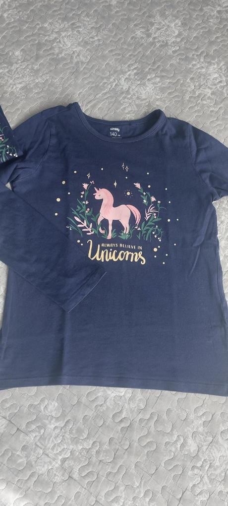 Tričká, sinsay,140