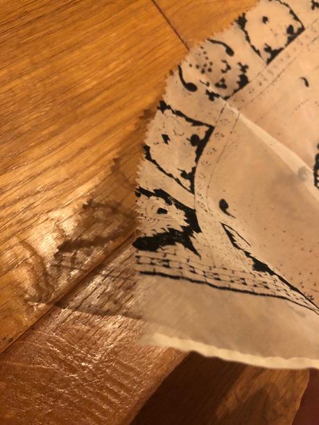 Šatka - čiernobiela,