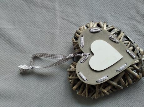 Prútené srdce 16 x 16 cm,