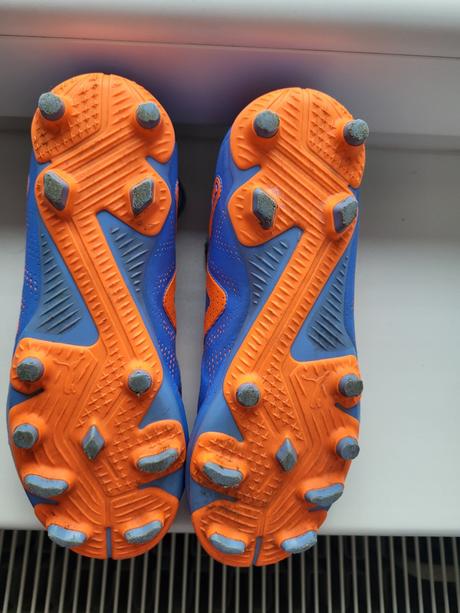 Kopačky puma +chraniče,podkolienky gratis, puma,33