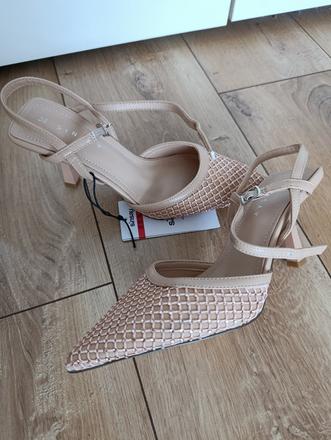 S visačkou,top stav, sinsay,36