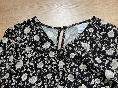 Lahke kvetinkove saty zara, zara,152