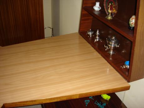 Vyklápací jedálenský stôl, 