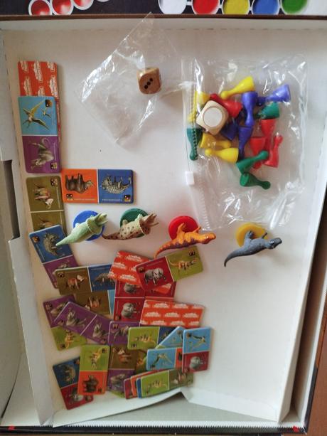 Prehistoric game set súbor hier s dinosaurami,