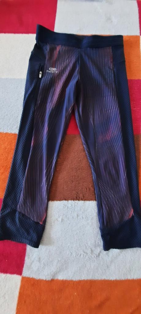 Leginy športové, zn. kalenji - 10 r., 134