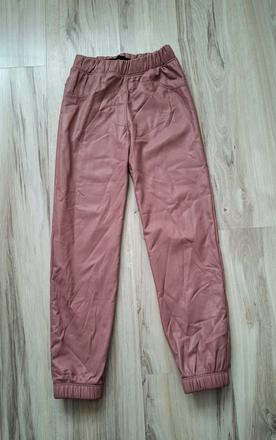 Nohavice č.152, 152