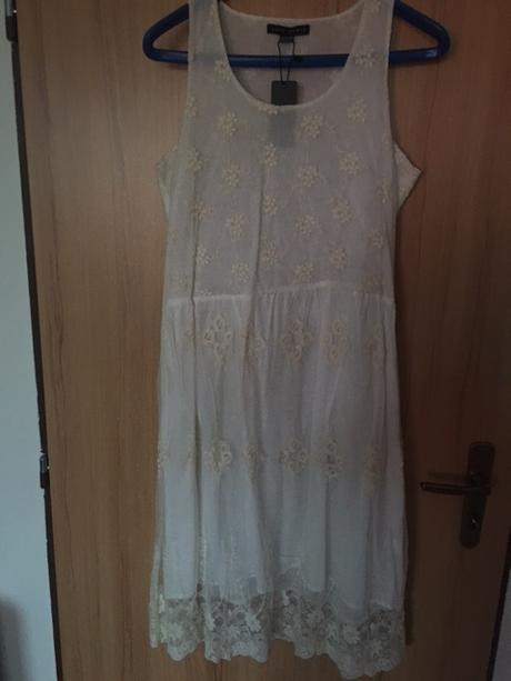 Vyšívané krajkové šaty, gate,42