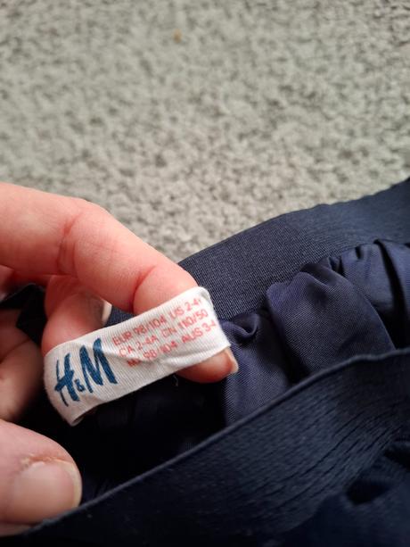 Tylová sukňa nádherná top stav, 98