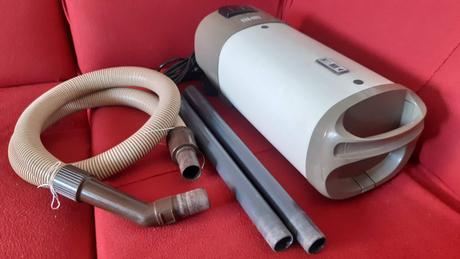 Predám vysavač eta 402 funkčný. všetko na fotkách., eta