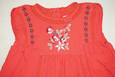 104 next tunika s vysivanymi kvietkami,4 r., next,104