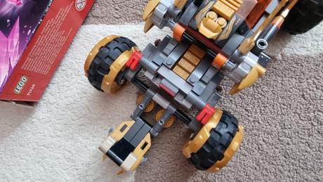 Lego ninjago 71769 coleovo dračie vozidlo,