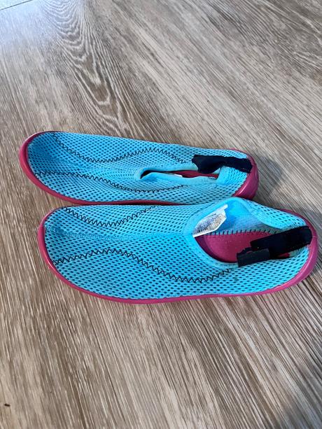 Topánky do vody raz použité, tribord,32