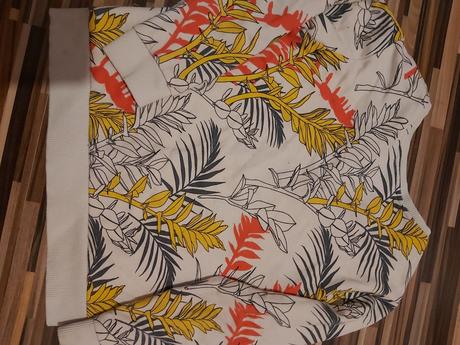 Mikina vel.122, reserved,122