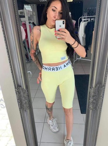 Crop top od slov. návrhárky marianna herrhofer, s