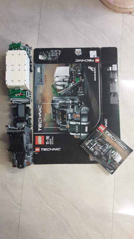 Lego  technik 42078 mack  nákladiak  top  stav, 