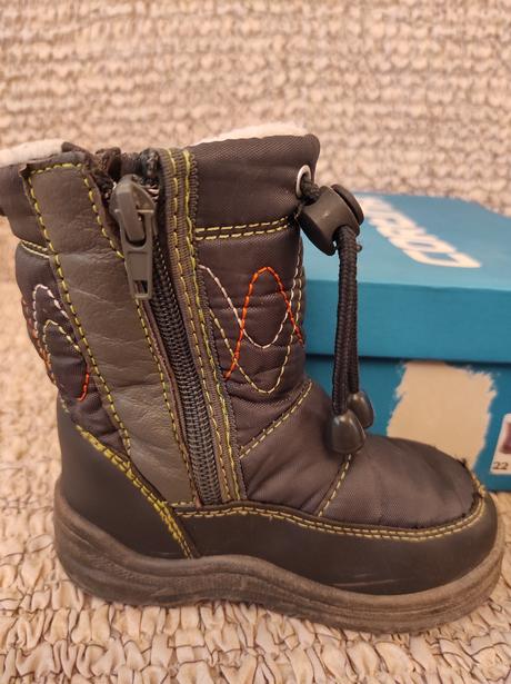 Predám chlapč. snehule veľk. 22, 22