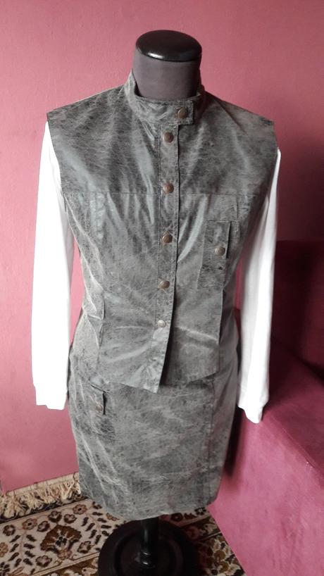 Komplet vesta + sukňa, 36 / 38 / 40 / 42