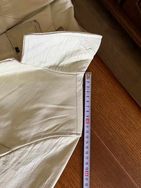 Kožená bunda attrattivo, s