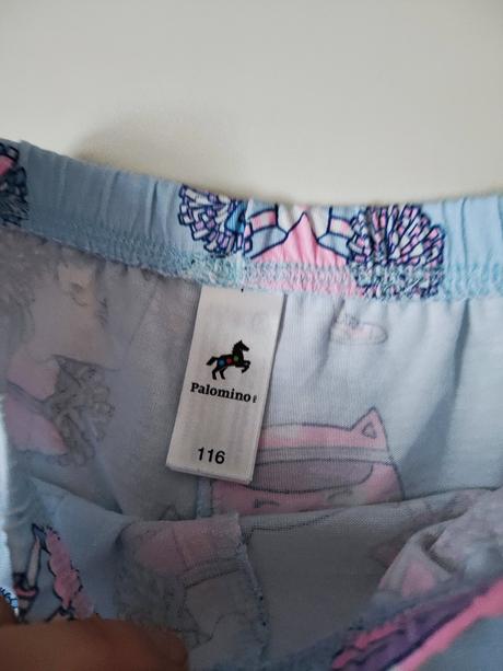 Ľahučké šortky, c&a,116