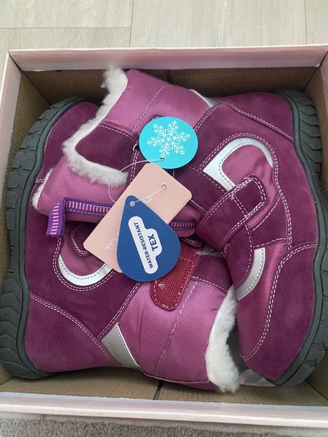 Zimne topanky, nelli blu,33